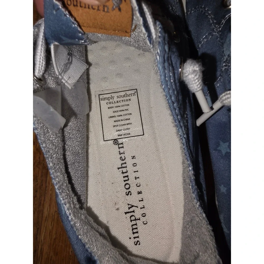 Simply Southern Blue Star Print Slip On Sneakers Casual Low Top Shoes Size 8